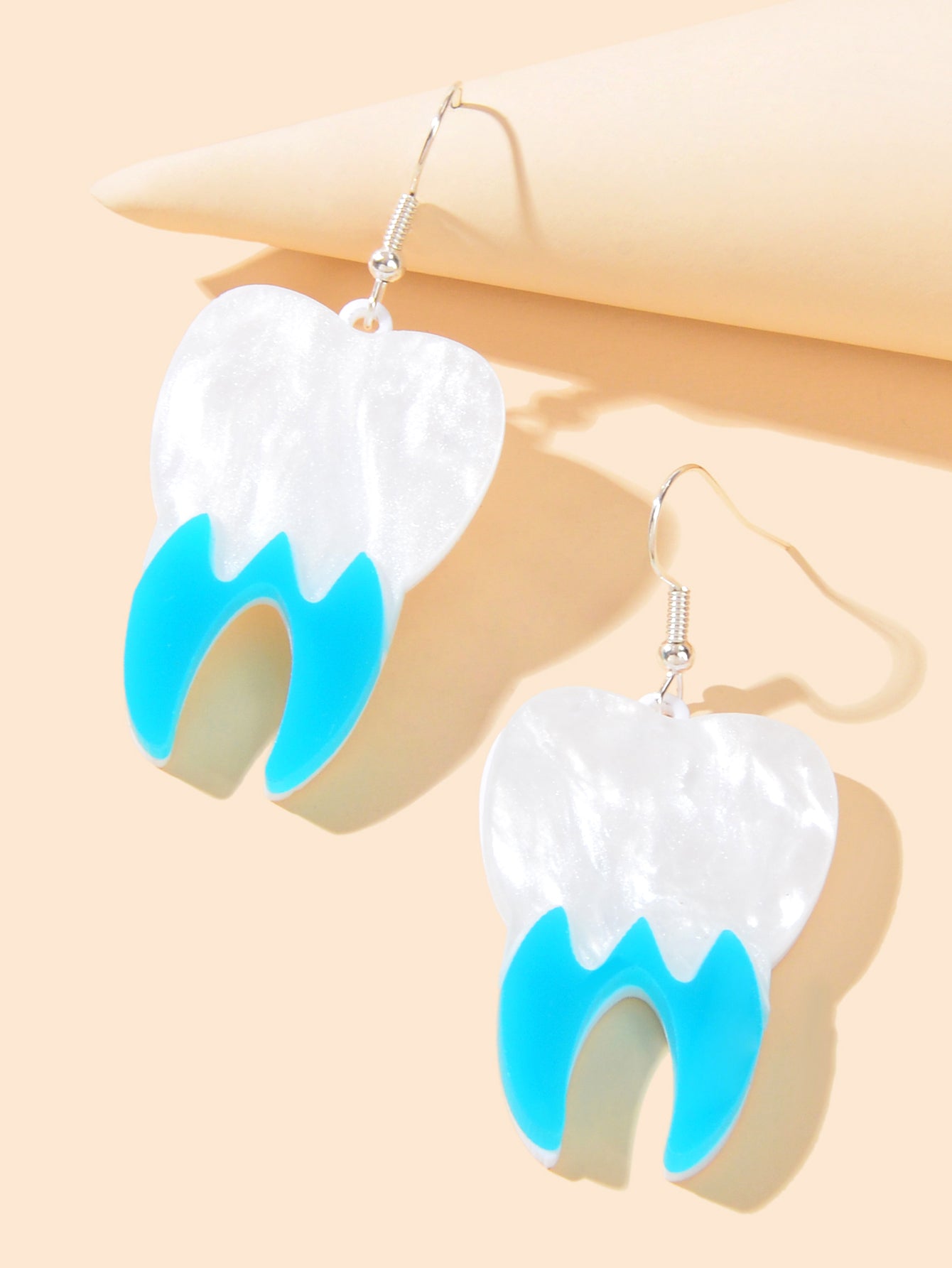 Creative Stylish Blue White Acrylic Tooth Design Lightweight Statement Earrings