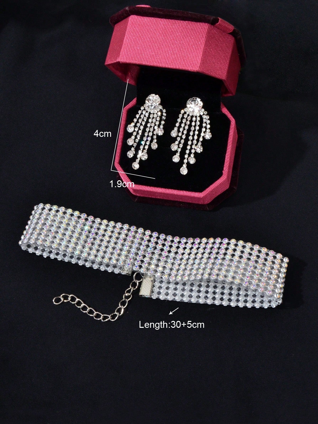 銀色全水晶短版項鍊及流蘇耳環首飾套裝