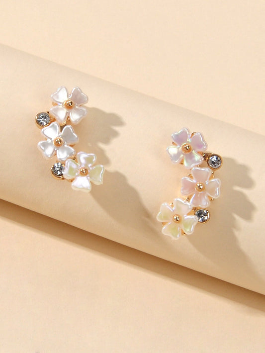 Dainty Gifts Women Girls Lightweight Rhinestone White Flower Cute Stud Earrings