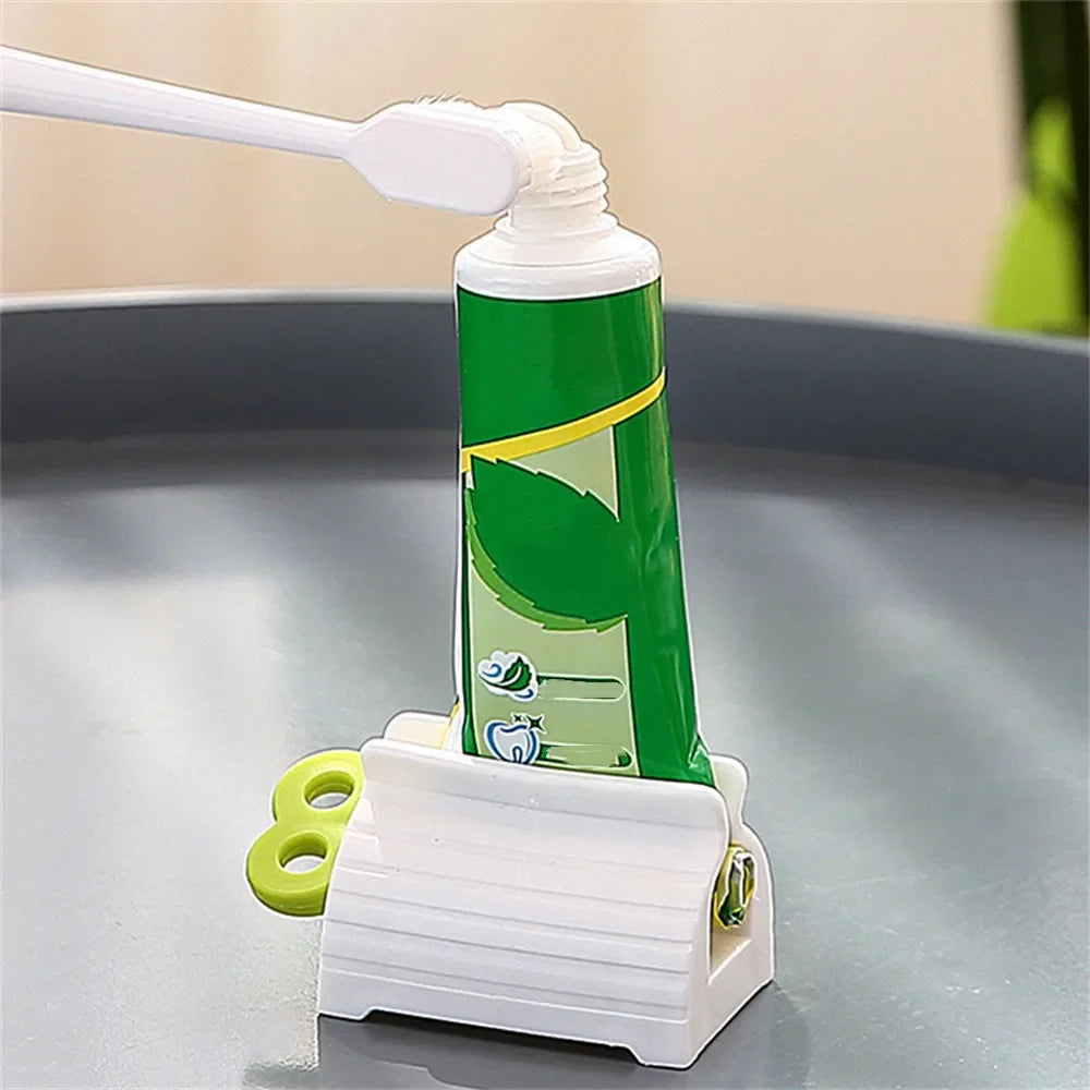 1 Pc Rolling Tube Toothpaste Squeezer Toothpaste Seat Holder Stand Rotate Toothpaste Dispenser for Bathroom